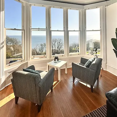 Sea Vistas Lägenhet *